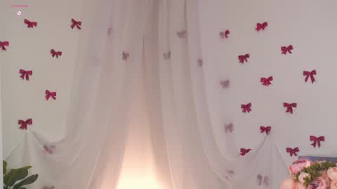 Emi online show from April 5, 1:35 am