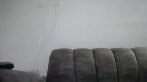 Emilyhines online show from May 18, 4:07 am
