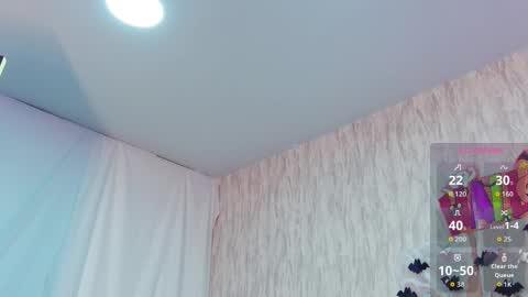 My IG - EmilyParker   online show from October 14, 9:29 pm