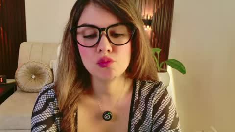 Emily  online show from May 28, 11:14 pm
