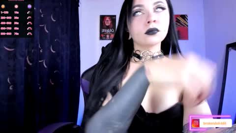  Emily Support me to have 100 likes plx online show from October 23, 6:31 pm