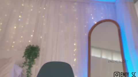 Emy  online show from September 22, 6:23 pm