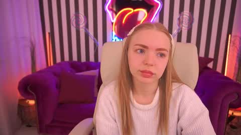  MY NAME IS Emily WELCOME EVERYONE I WILL BE HAPPY TO GIVE YOU WHAT YOU HAVE DREAMED OF FOR SO LONG online show from May 30, 7:29 am