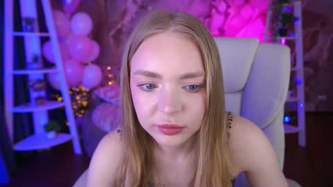  MY NAME IS Emily WELCOME EVERYONE I WILL BE HAPPY TO GIVE YOU WHAT YOU HAVE DREAMED OF FOR SO LONG online show from February 18, 9:09 am