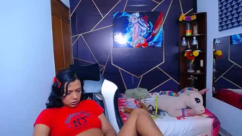 Snapshot of emilytssweet chatting on September 23, 5:52 pm Emily online show from September 23, 5:52 pm