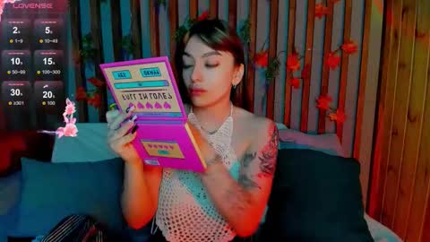 Emily online show from November 29, 1:13 am