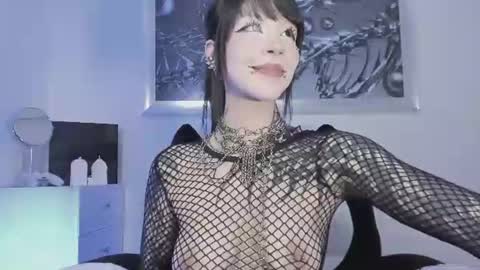 ELLE DANIELLE online show from July 18, 5:31 am