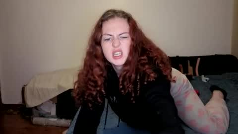 emliyjamesmjb online show from January 6, 8:46 pm