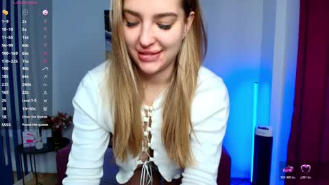 emma__rosss online show from May 9, 2:17 am