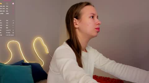 Emma online show from April 14, 1:42 am