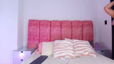 Emma online show from December 3, 3:18 am