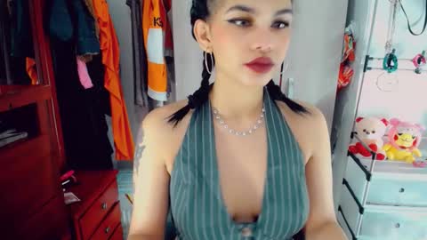 emma online show from November 9, 3:59 pm