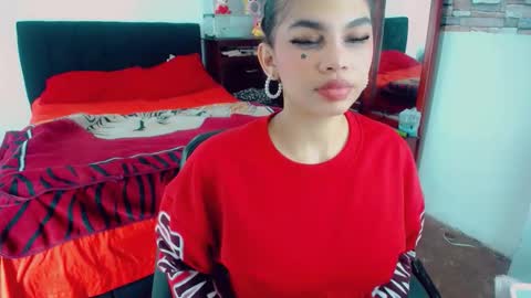 emma online show from March 29, 11:39 pm