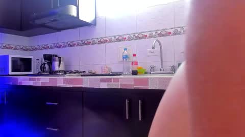Snapshot of emma_eva1 chatting on October 5, 3:08 pm Emma online show from October 5, 3:08 pm