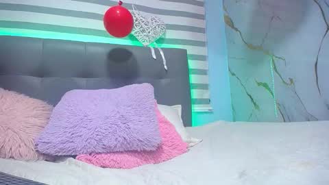 Emma online show from February 21, 10:02 pm