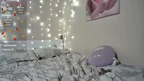 emma_just online show from November 26, 6:37 pm