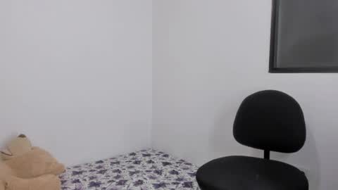 whises lits        online show from May 23, 1:56 am