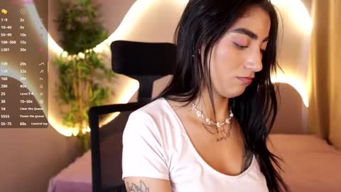 Emma online show from March 21, 9:08 pm