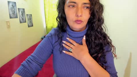 Snapshot of emma_luxy chatting on December 29, 12:12 pm emma luxy online show from December 29, 12:12 pm