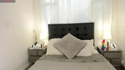 Im Emma online show from February 12, 7:28 pm