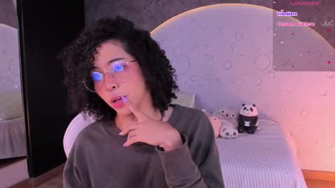     online show from November 25, 10:14 am