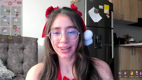 Emma online show from December 21, 6:23 pm