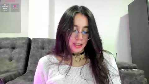 Emma online show from November 17, 4:15 am