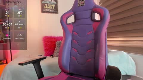 EMMA  online show from February 12, 6:00 pm