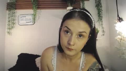 Emma Black online show from February 24, 5:27 pm
