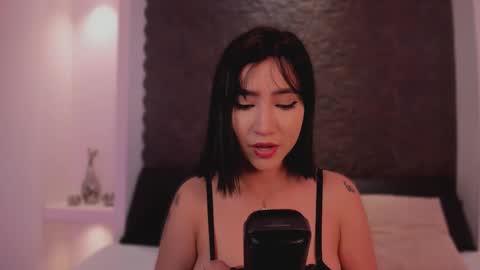 Snapshot of emma_woods__ chatting on October 18, 8:02 pm emma_woods__ online show from October 18, 8:02 pm