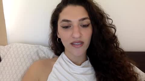Snapshot of emmababy2322 chatting on January 30, 5:17 pm Emma online show from January 30, 5:17 pm