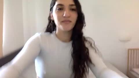 Snapshot of emmababy2322 chatting on January 7, 5:31 pm Emma online show from January 7, 5:31 pm