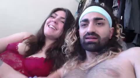 Emma and Ali Gettin Freakyy online show from December 5, 12:03 am