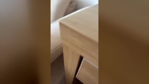 emmafreez online show from June 19, 10:54 am