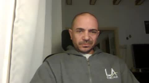 Snapshot of emmagold123 chatting on February 17, 4:31 am Ariel online show from February 17, 4:31 am