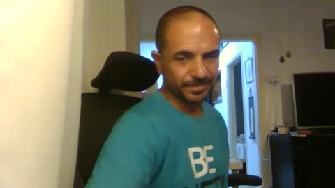 Snapshot of emmagold123 chatting on October 5, 9:11 pm Ariel online show from October 5, 9:11 pm