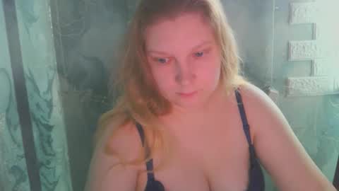 emmamelody online show from November 20, 9:30 am