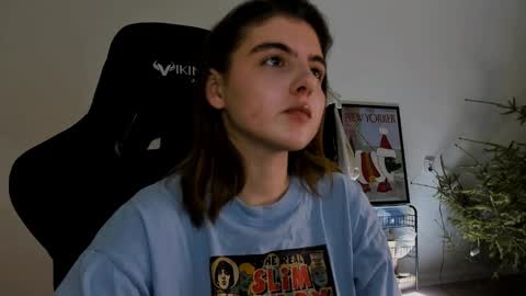 Emma online show from January 8, 7:45 pm