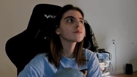 Emma online show from February 11, 7:38 pm