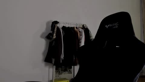 Emma online show from February 12, 7:45 pm