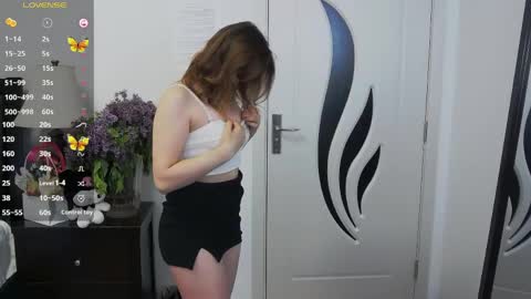 Emma online show from May 5, 4:46 pm