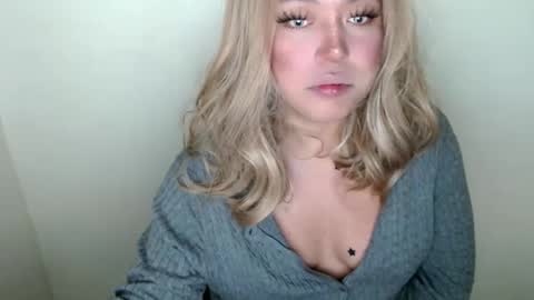 YourDreamGirl Emma  online show from September 20, 3:42 am