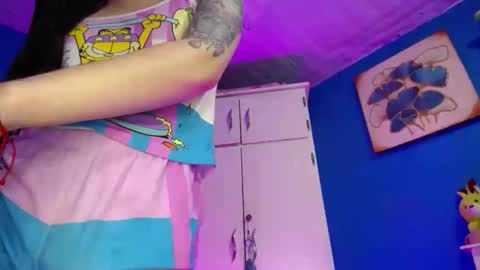 Emma  online show from May 11, 2:45 pm