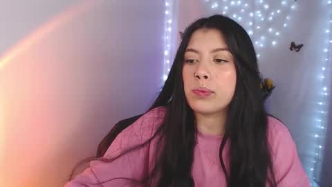 Snapshot of emmi_0 chatting on September 28, 10:02 am Emily Independent model online show from September 28, 10:02 am