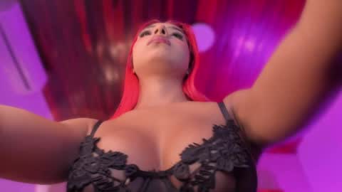    online show from April 25, 11:45 am