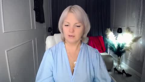 emmmam online show from October 29, 10:50 am