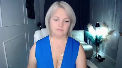 emmmam online show from November 8, 12:19 pm