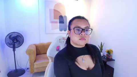 emmy__honey online show from August 8, 12:26 pm