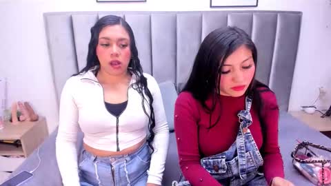 Emily  Laila  online show from October 15, 12:39 pm