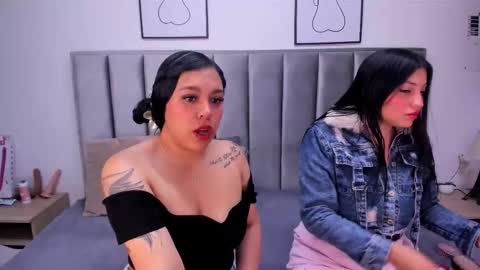Emily  Laila  online show from October 9, 12:32 pm